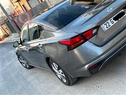 نيسان ألتيما